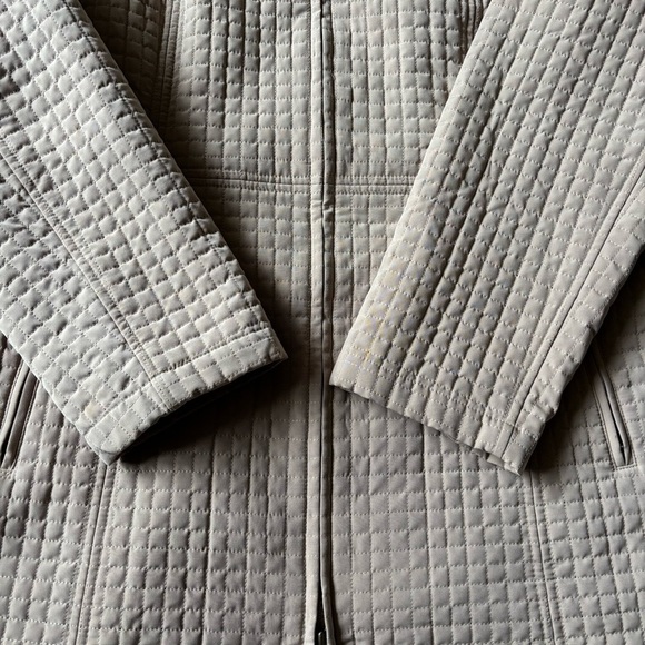 Esprit Women’s Quilted Hooded Coat Beige Long Jacket Size L Warm Outerwear - Picture 6 of 16